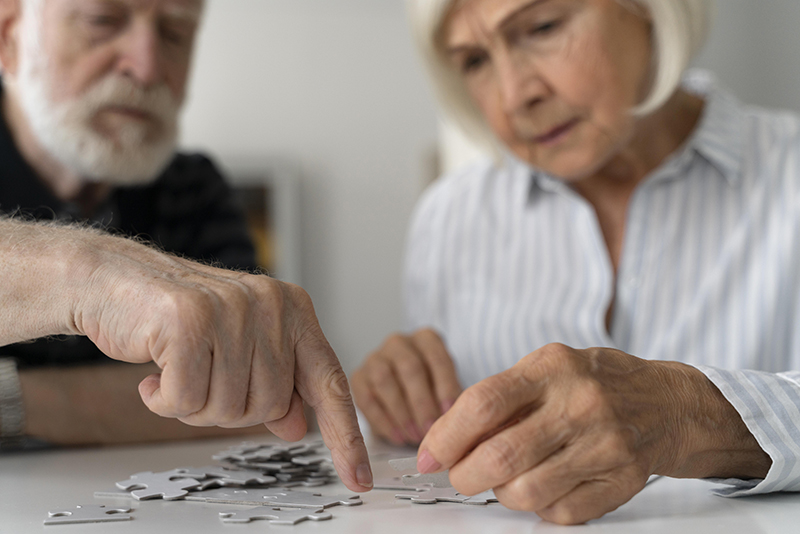 personas-mayores-que-enfrentan-la-enfermedad-de-alzheimer